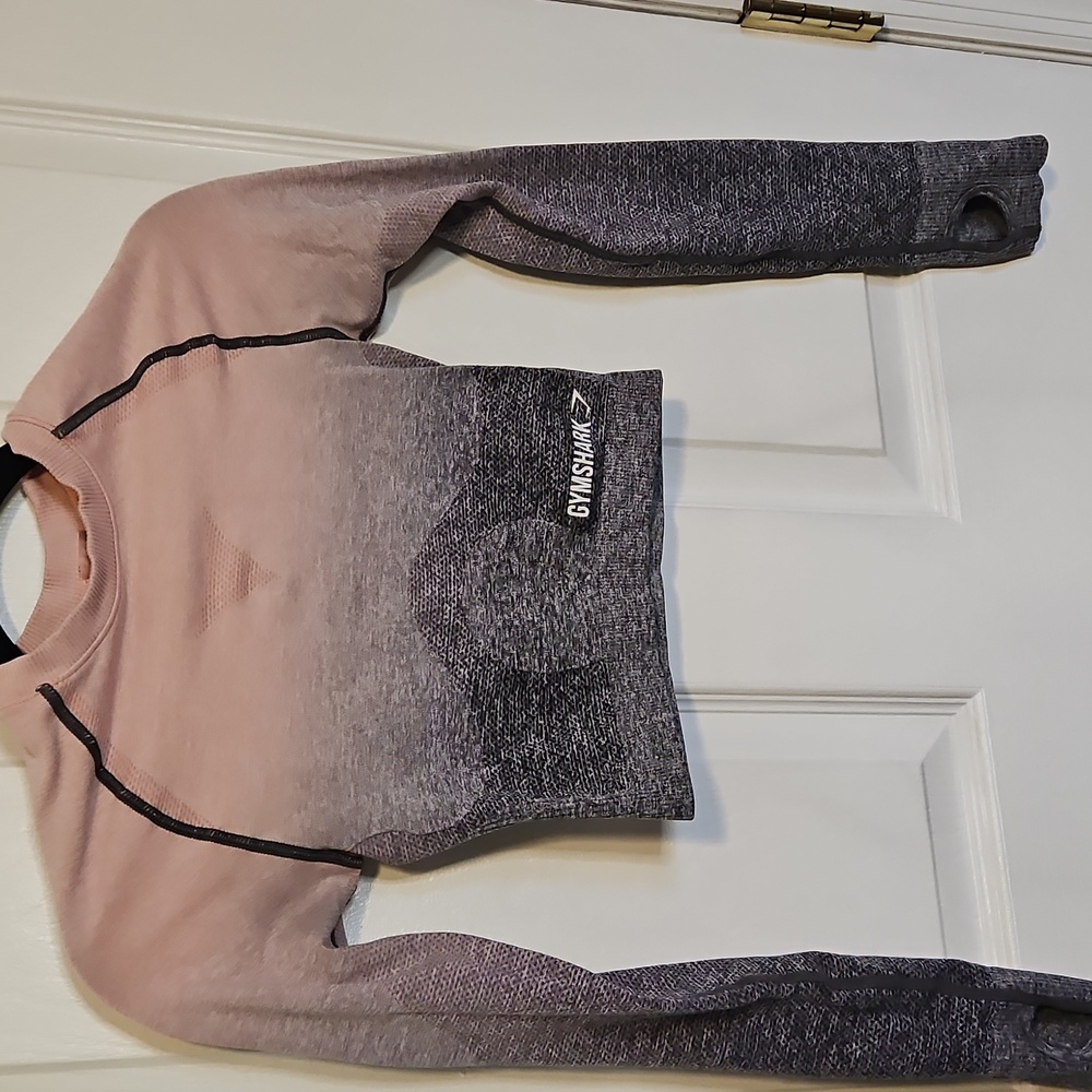 GYMSHARk OMBRE SEAMLESS CROPPED WORKOUT TOP SMALL